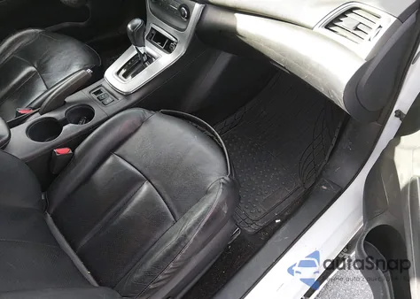 2015 Nissan Sentra Sr z USA, uszkodzony, nr VIN 3N1AB7AP0FY285318